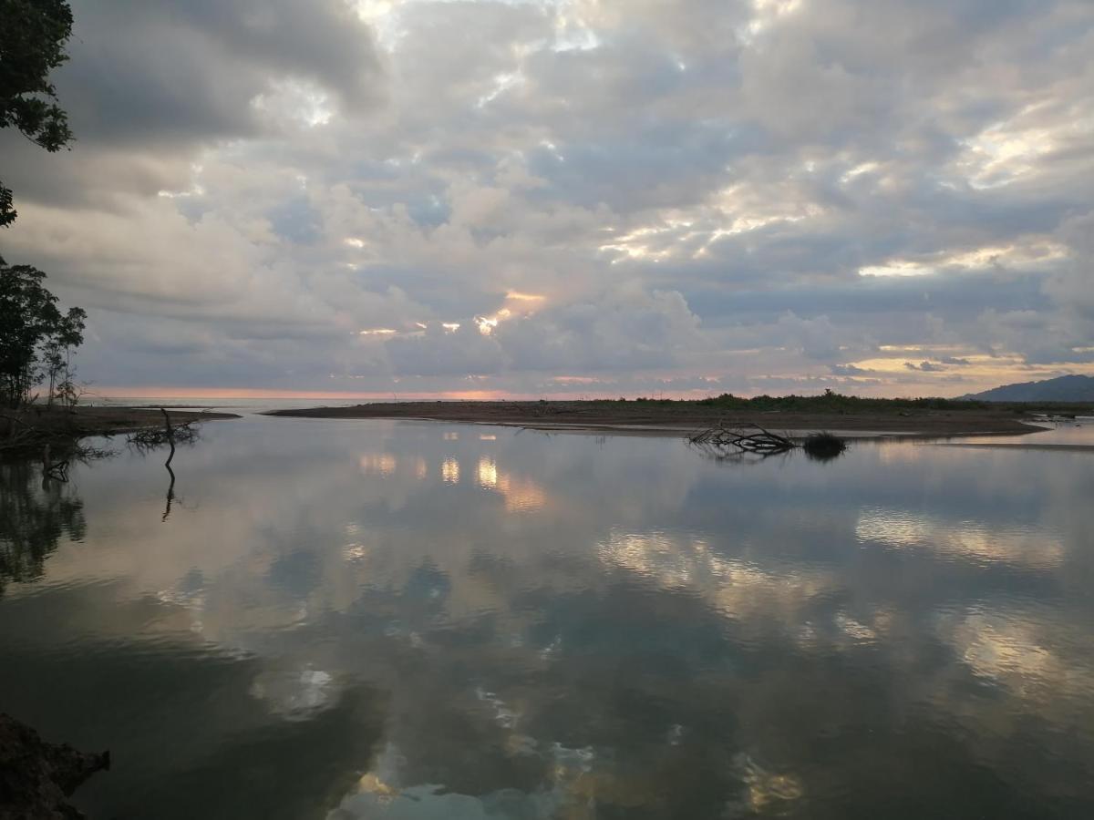 Malinchehostel Uvita Zewnętrze zdjęcie